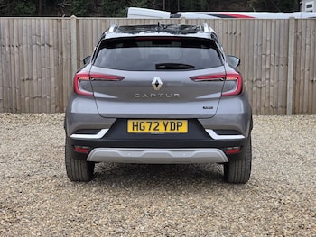 Used Renault Captur 2023 for sale - 78256240: Photo