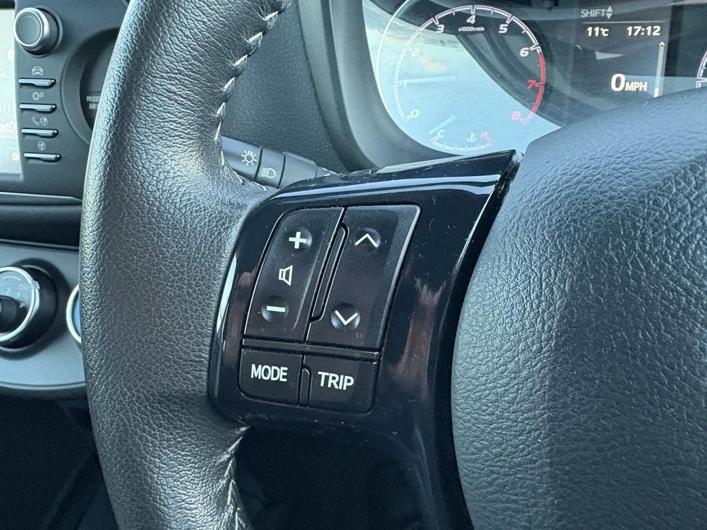 Used Toyota Yaris 2017 for sale - 76367414: Photo 15