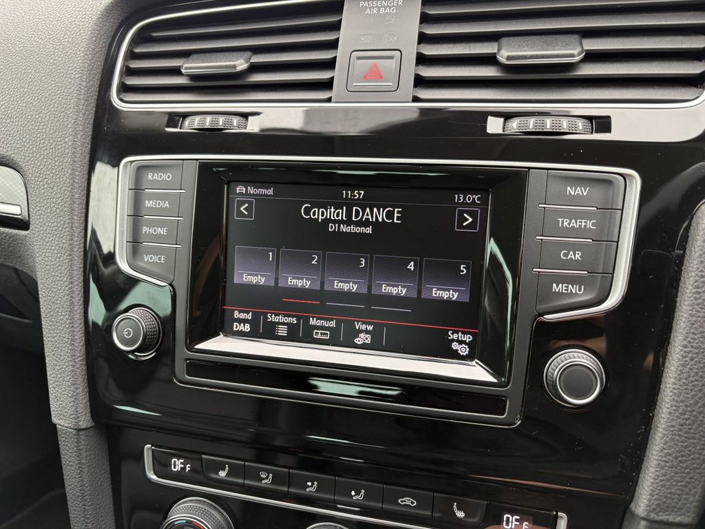 Used Volkswagen Golf 2014 for sale - 76245485: Photo 22