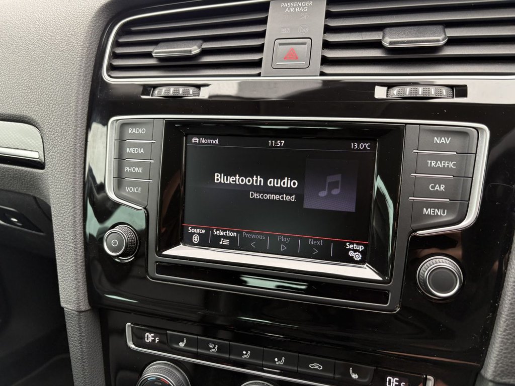 Used Volkswagen Golf 2014 for sale - 76245485: Photo 24