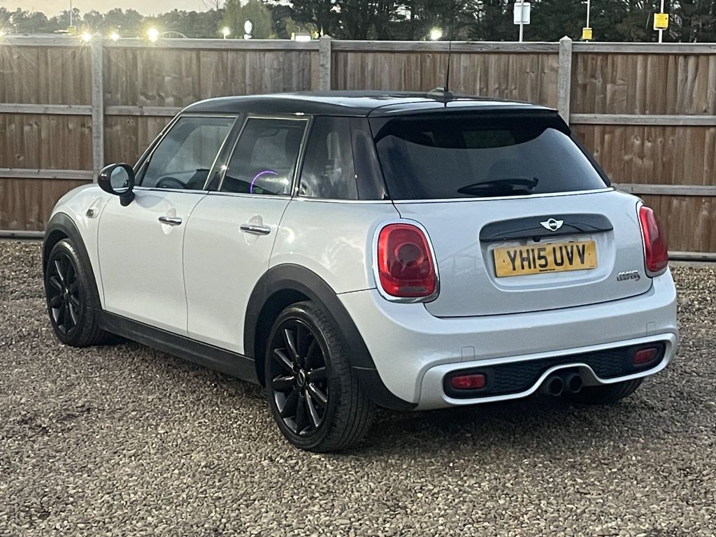 Used MINI Hatch 2015 for sale - 76385907: Photo 3