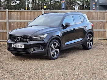 Used Volvo XC40 2021 for sale - 76950244: Photo