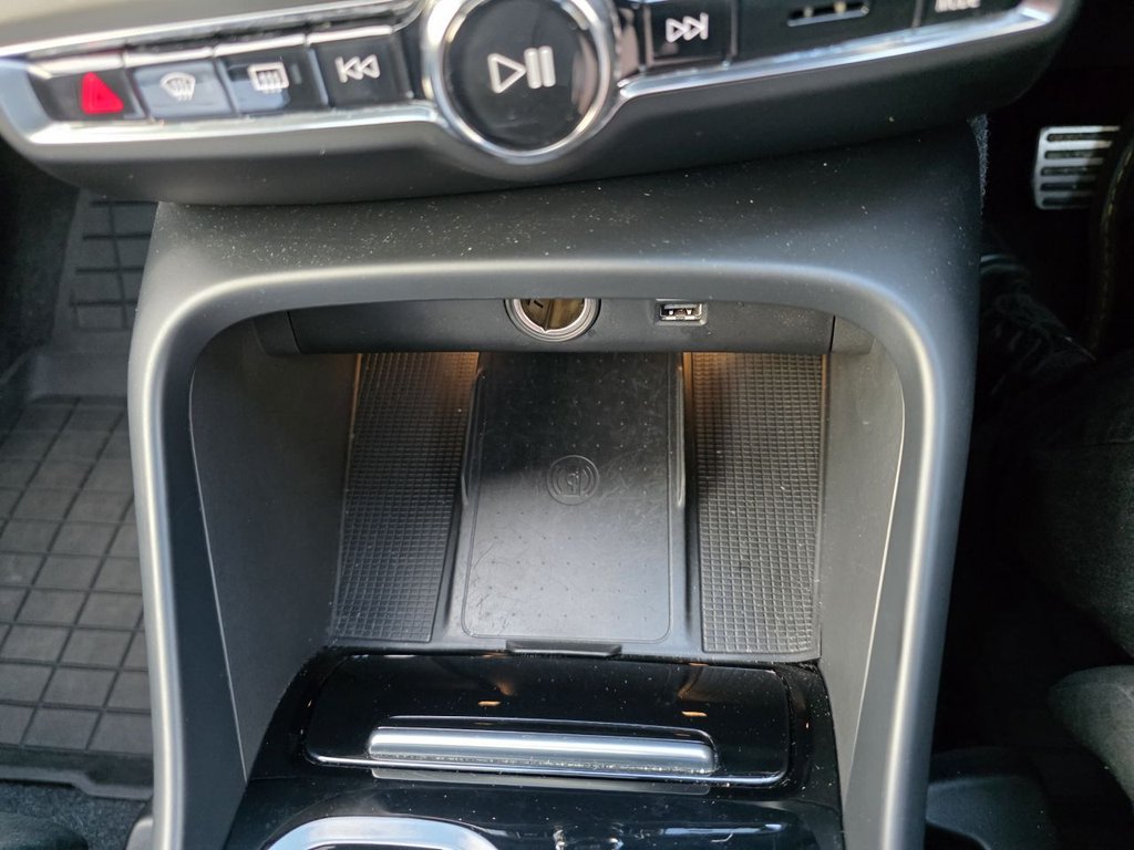 Used Volvo XC40 2021 for sale - 76950244: Photo 21