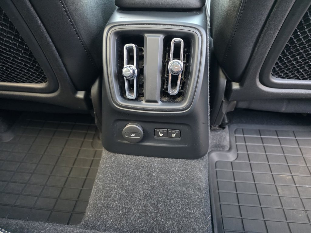 Used Volvo XC40 2021 for sale - 76950244: Photo 23