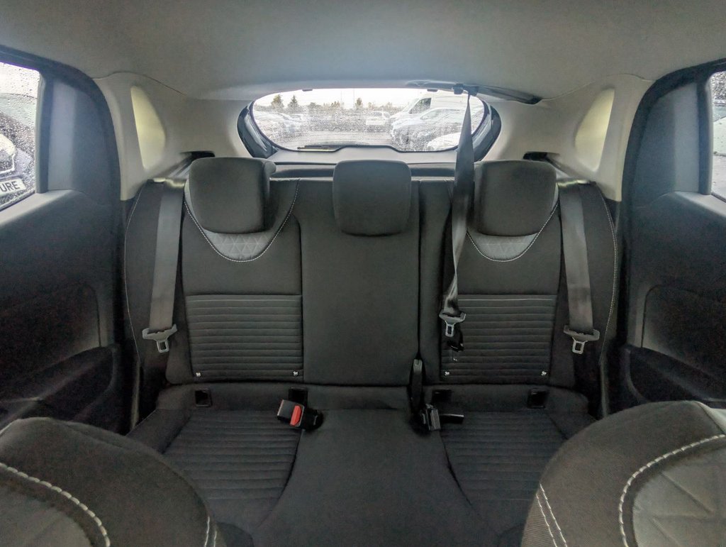 Used Renault Clio 2015 for sale - 76395947: Photo 11