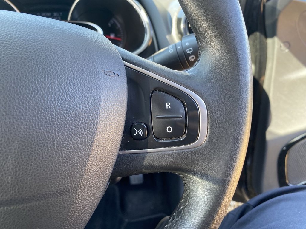 Used Renault Clio 2019 for sale - 75799104: Photo 13