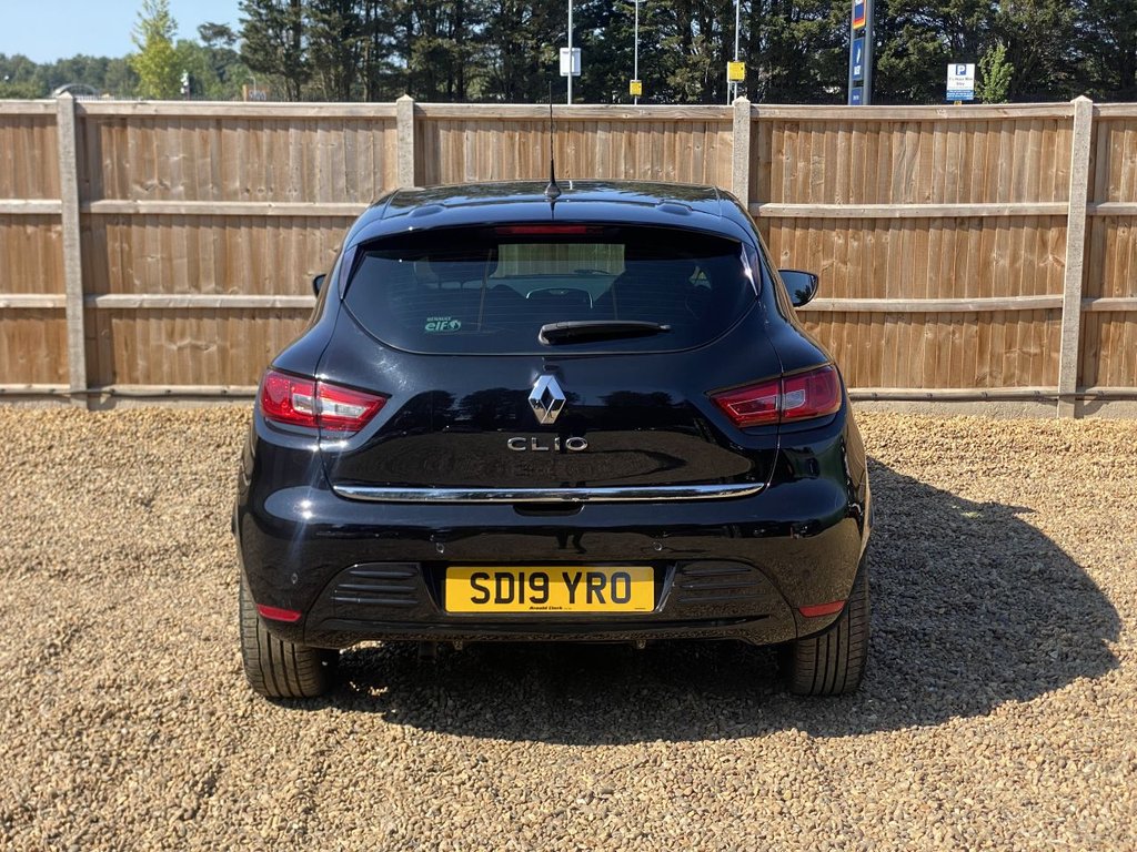 Used Renault Clio 2019 for sale - 75799104: Photo 4