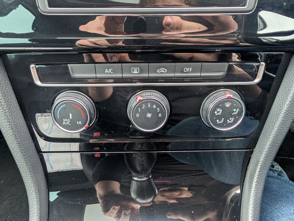 Used Volkswagen Golf 2016 for sale - 77188042: Photo 22