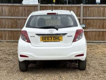 Used Toyota Yaris 2013 for sale - 75410733: Photo