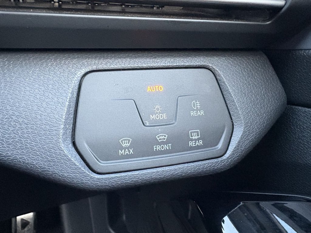 Used Volkswagen ID.4 2021 for sale - 76883637: Photo 14