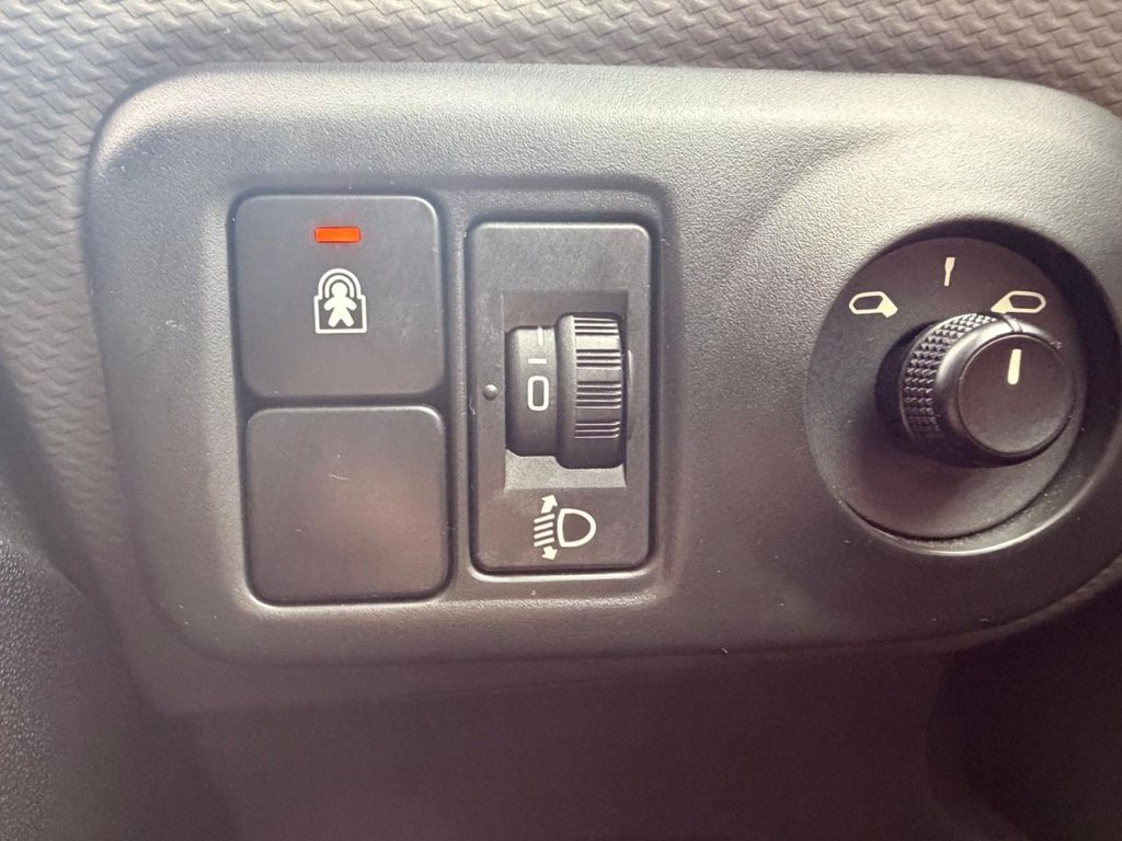 Used Citroen C4 Cactus 2017 for sale - 76883224: Photo 13