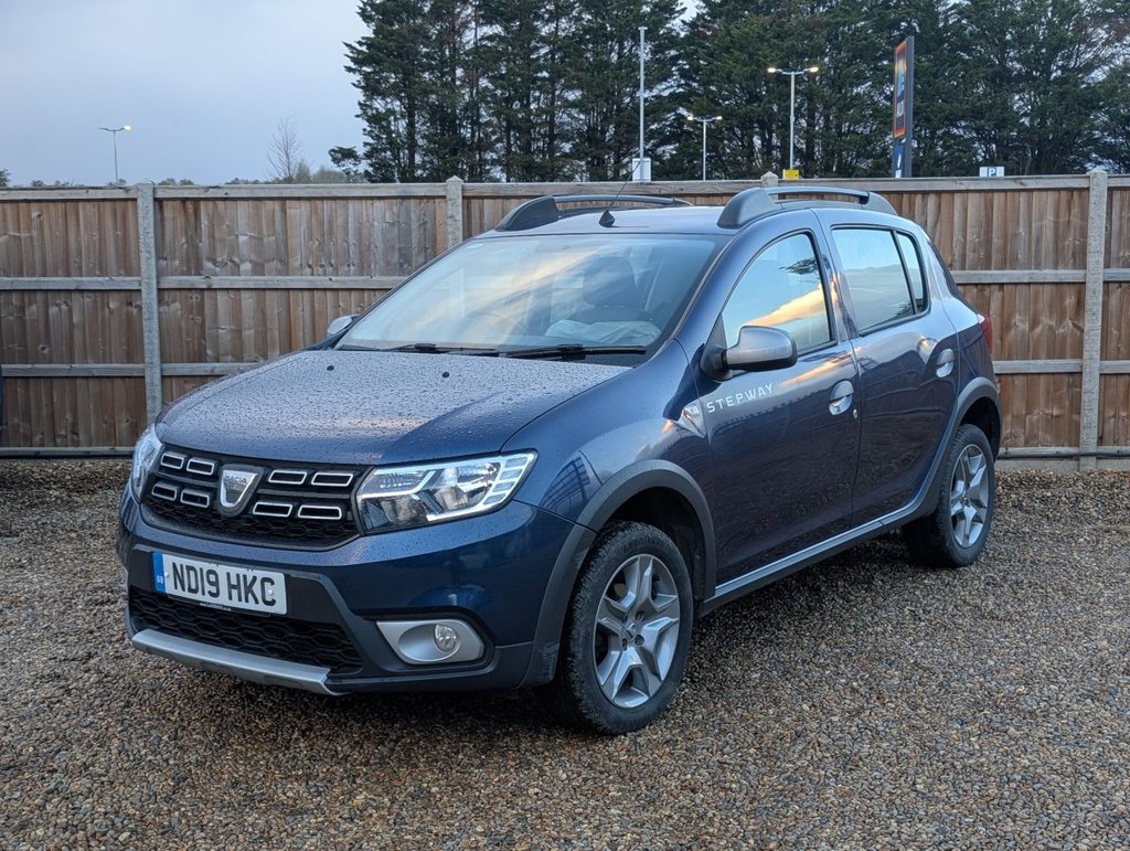 Used Dacia Sandero Stepway 2019 for sale - 76631775: Photo 1