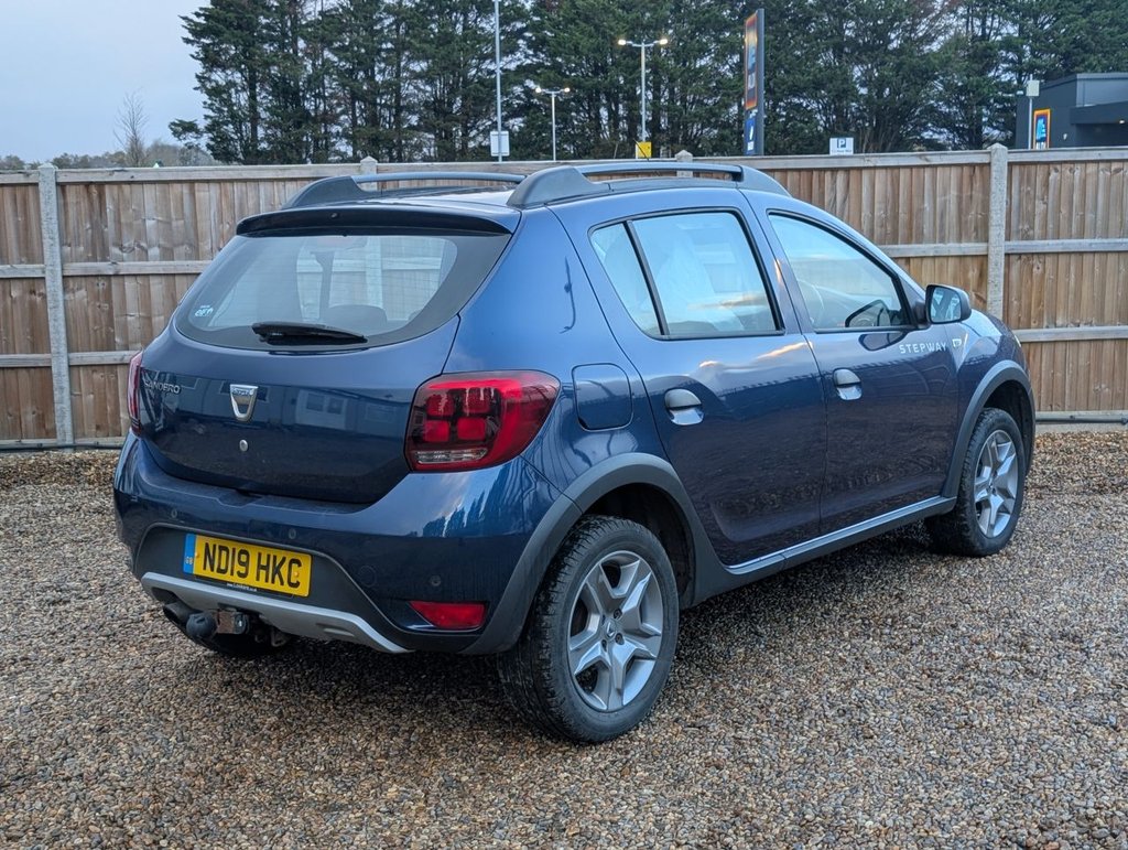Used Dacia Sandero Stepway 2019 for sale - 76631775: Photo 5