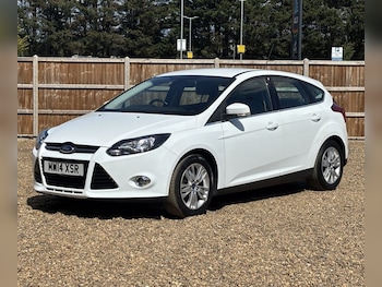 2014 (14) - 1.6 125 Titanium Navigator 5dr Powershift