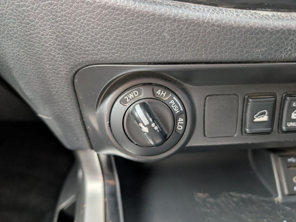 Used Nissan Navara 2019 for sale - 76642143: Photo 20