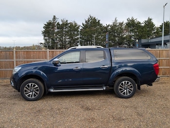 Used Nissan Navara 2019 for sale - 76642143: Photo