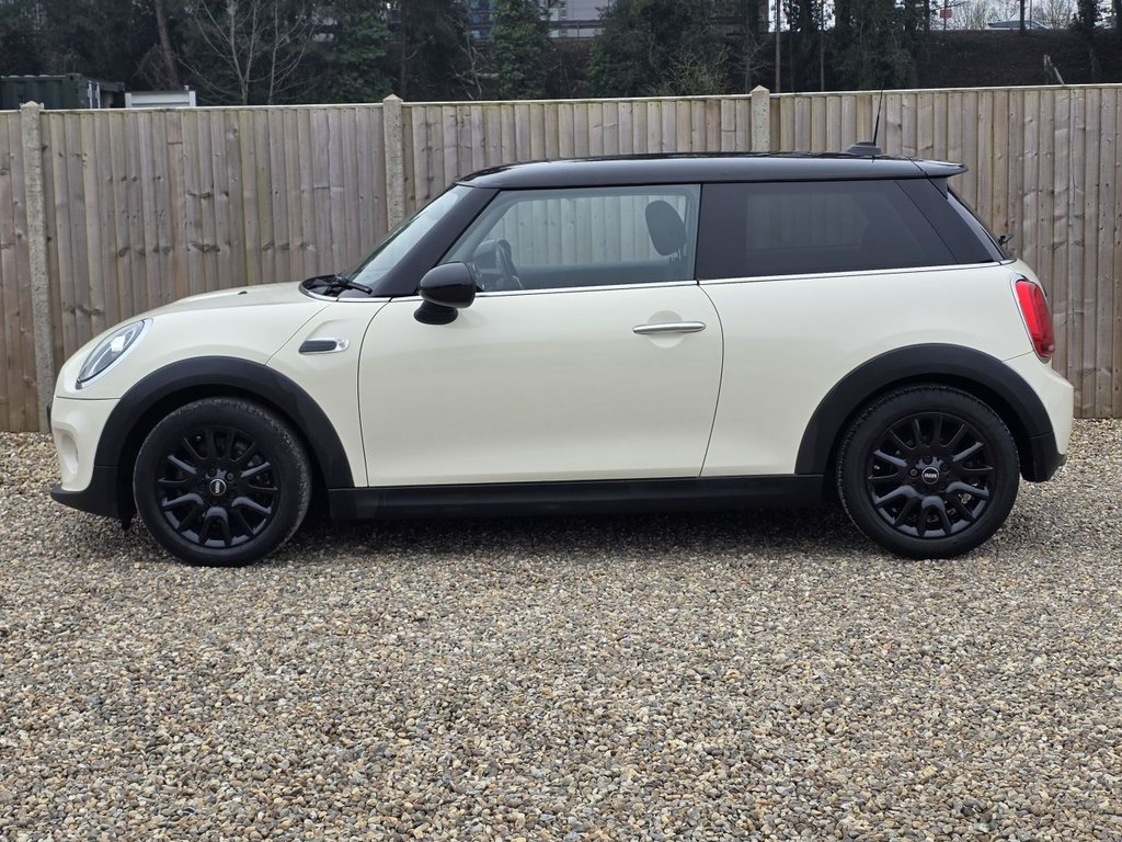 Used MINI Hatch 2018 for sale - 77806238: Photo 2