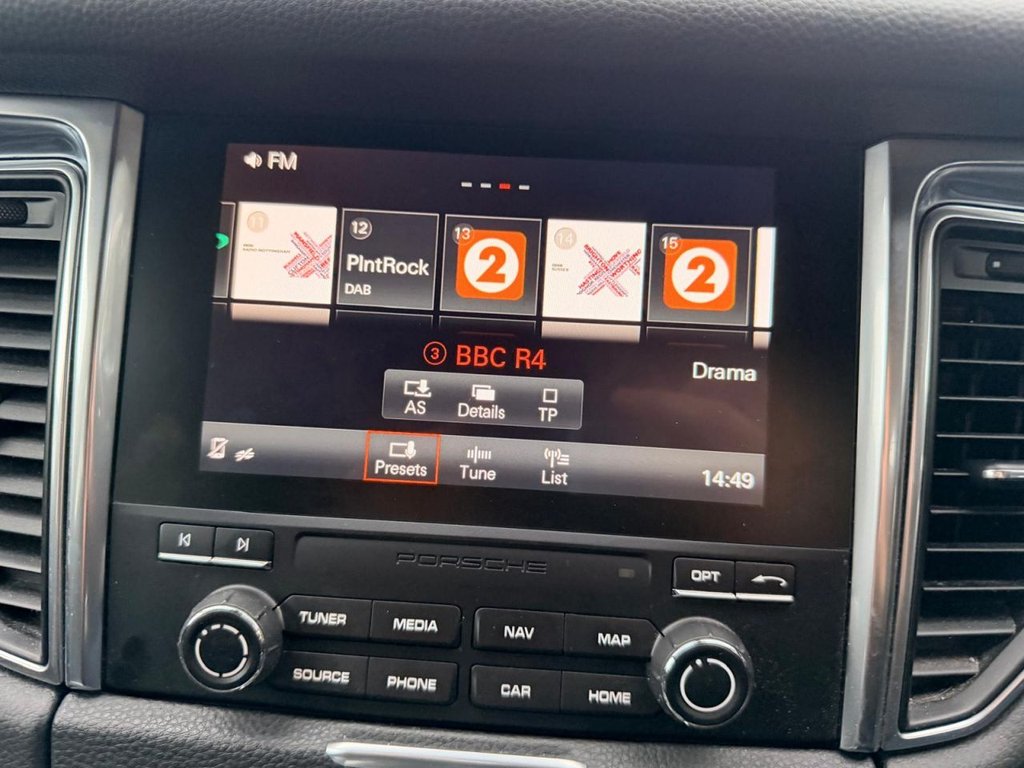 Used Porsche Macan 2016 for sale - 76768105: Photo 19