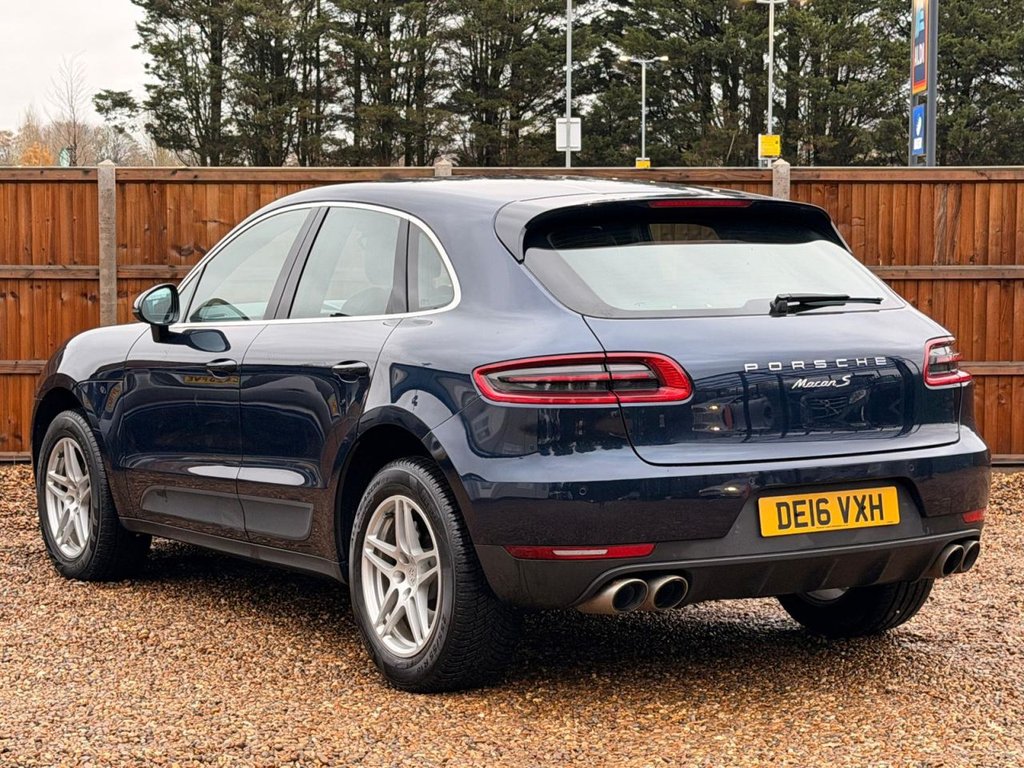 Used Porsche Macan 2016 for sale - 76768105: Photo 3