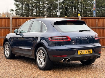 Used Porsche Macan 2016 for sale - 76768105: Photo