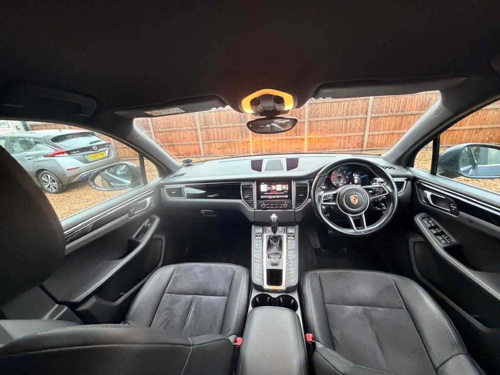 Used Porsche Macan 2016 for sale - 76768105: Photo 9