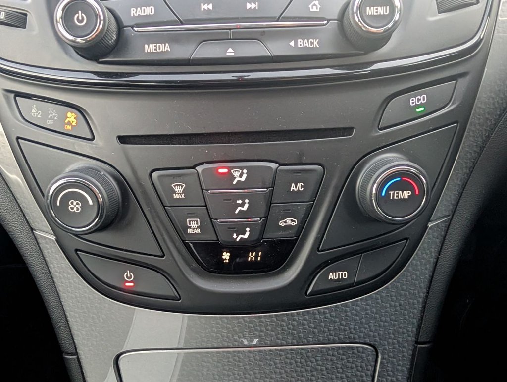 Used Vauxhall Insignia 2015 for sale - 76883192: Photo 17