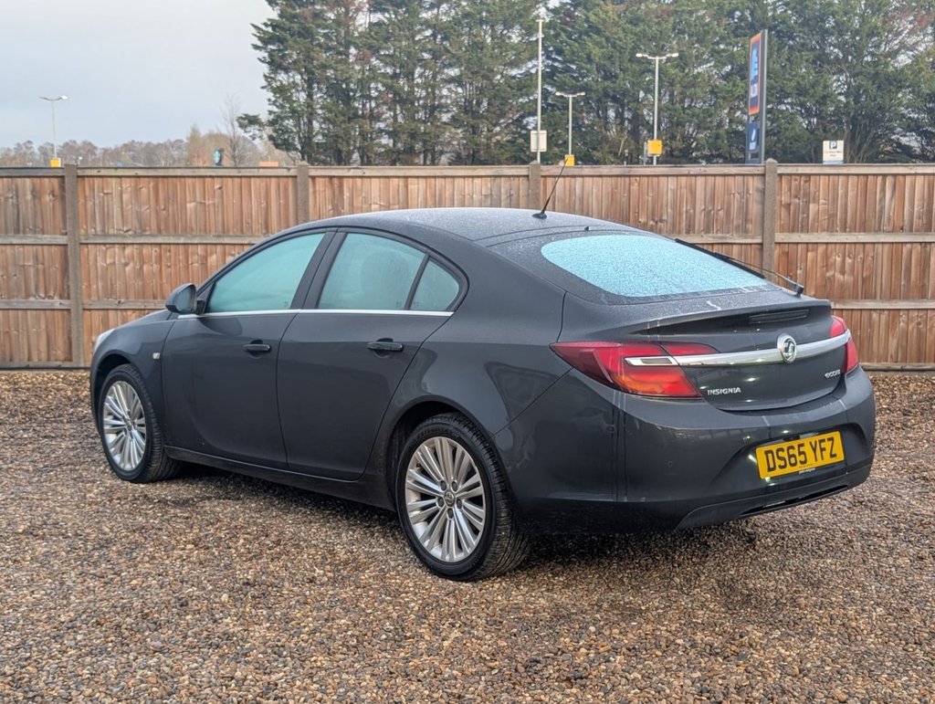 Used Vauxhall Insignia 2015 for sale - 76883192: Photo 3