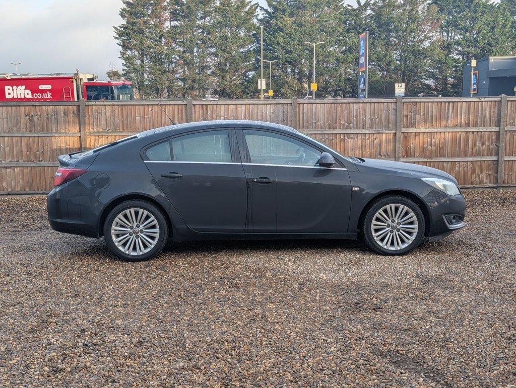 Used Vauxhall Insignia 2015 for sale - 76883192: Photo 6