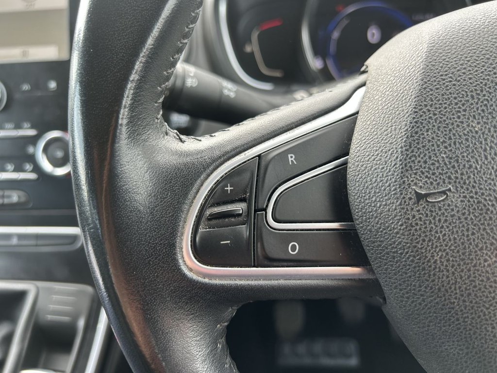 Used Renault Grand Scenic 2019 for sale - 78134534: Photo 13