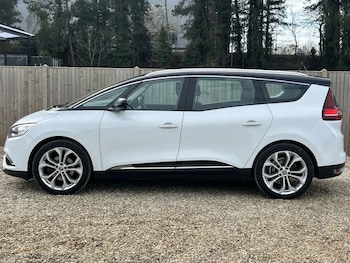 Used Renault Grand Scenic 2019 for sale - 78134534: Photo