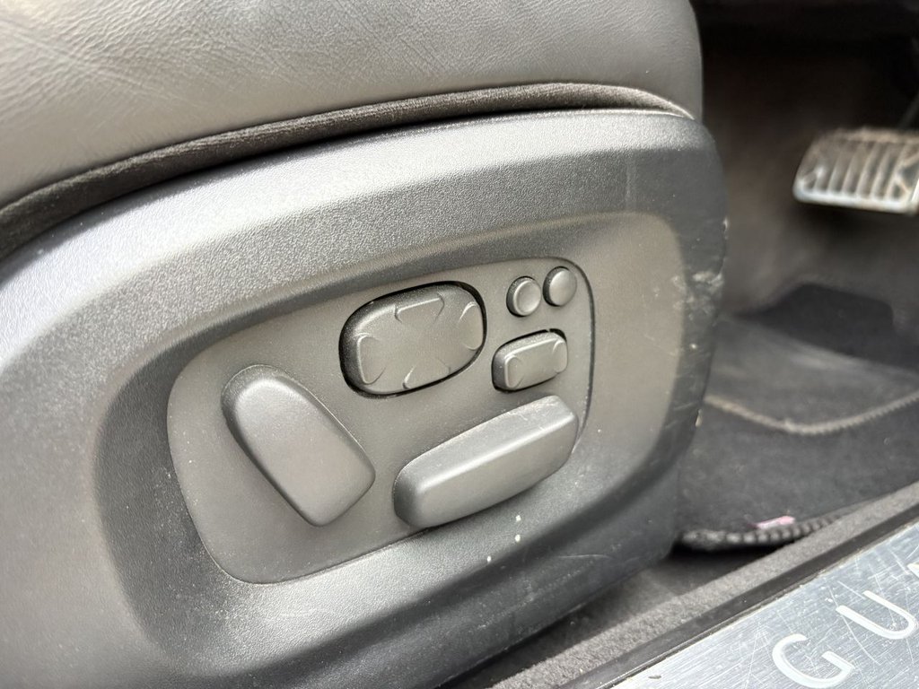 Used Jaguar XF 2013 for sale - 76345243: Photo 14