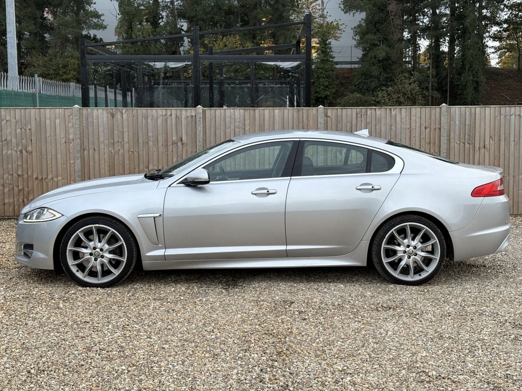 Used Jaguar XF 2013 for sale - 76345243: Photo 2