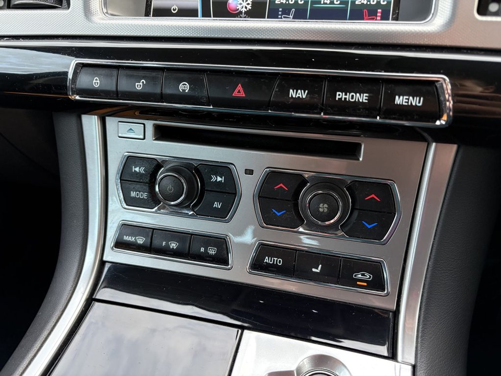 Used Jaguar XF 2013 for sale - 76345243: Photo 20