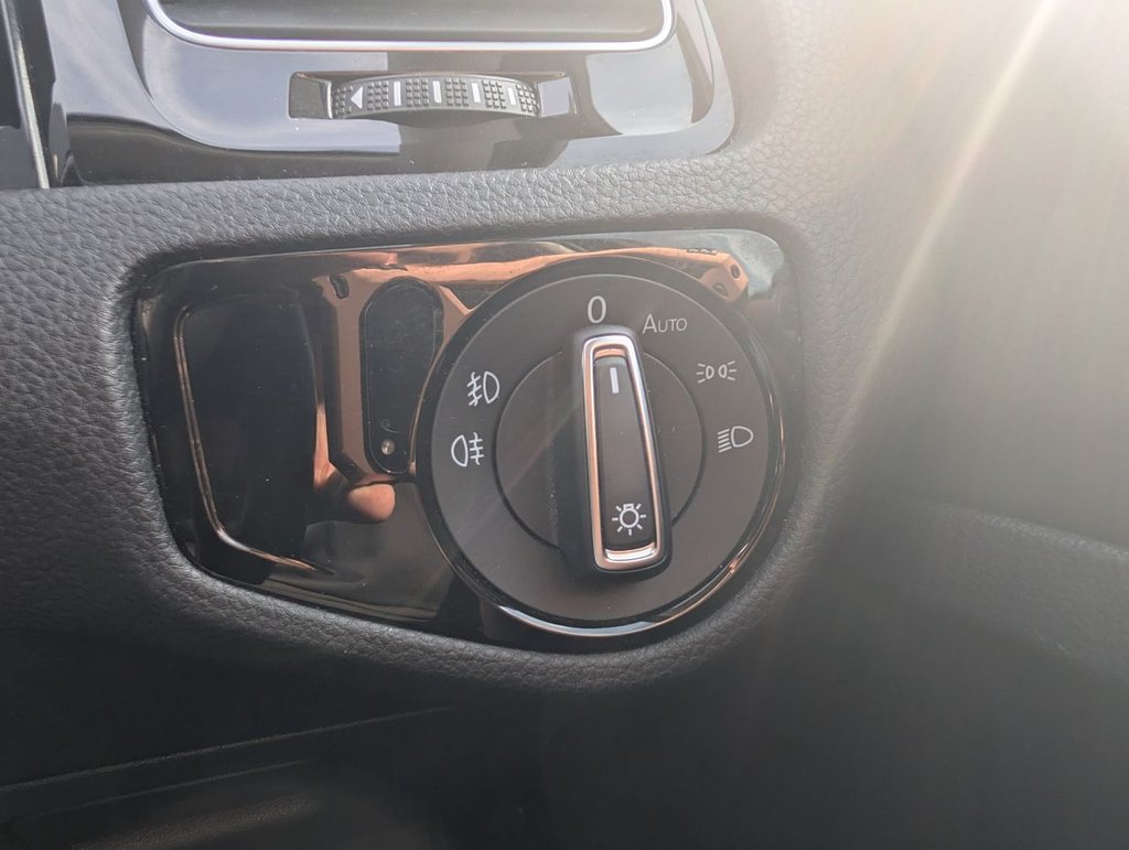 Used Volkswagen Golf 2019 for sale - 76250203: Photo 15