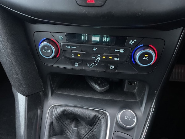 Used Ford Focus 2016 for sale - 76266656: Photo 18