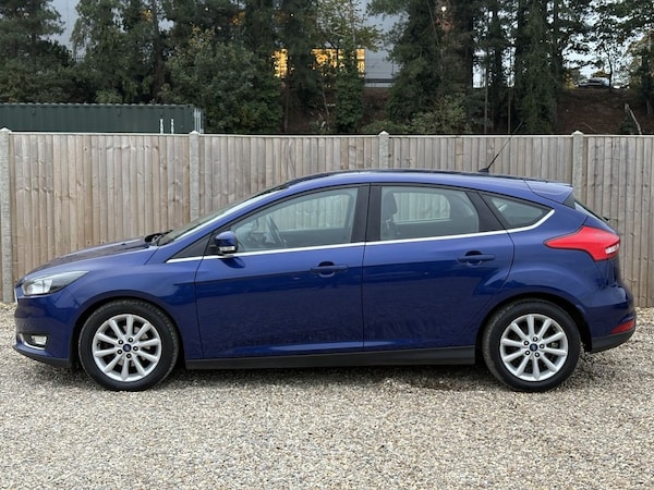 Used Ford Focus 2016 for sale - 76266656: Photo 2
