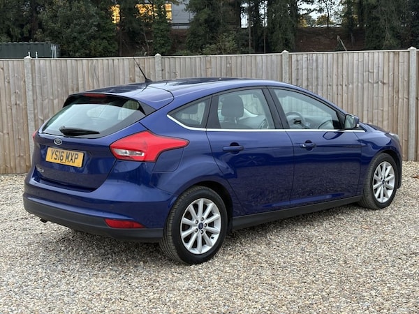 Used Ford Focus 2016 for sale - 76266656: Photo 5