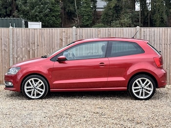 Used Volkswagen Polo 2015 for sale - 75865483: Photo
