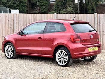 Used Volkswagen Polo 2015 for sale - 75865483: Photo
