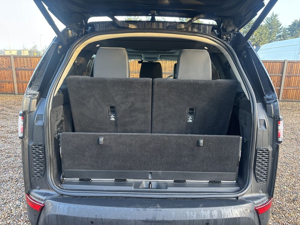 Used Land Rover Discovery 2017 for sale - 77463784: Photo 15