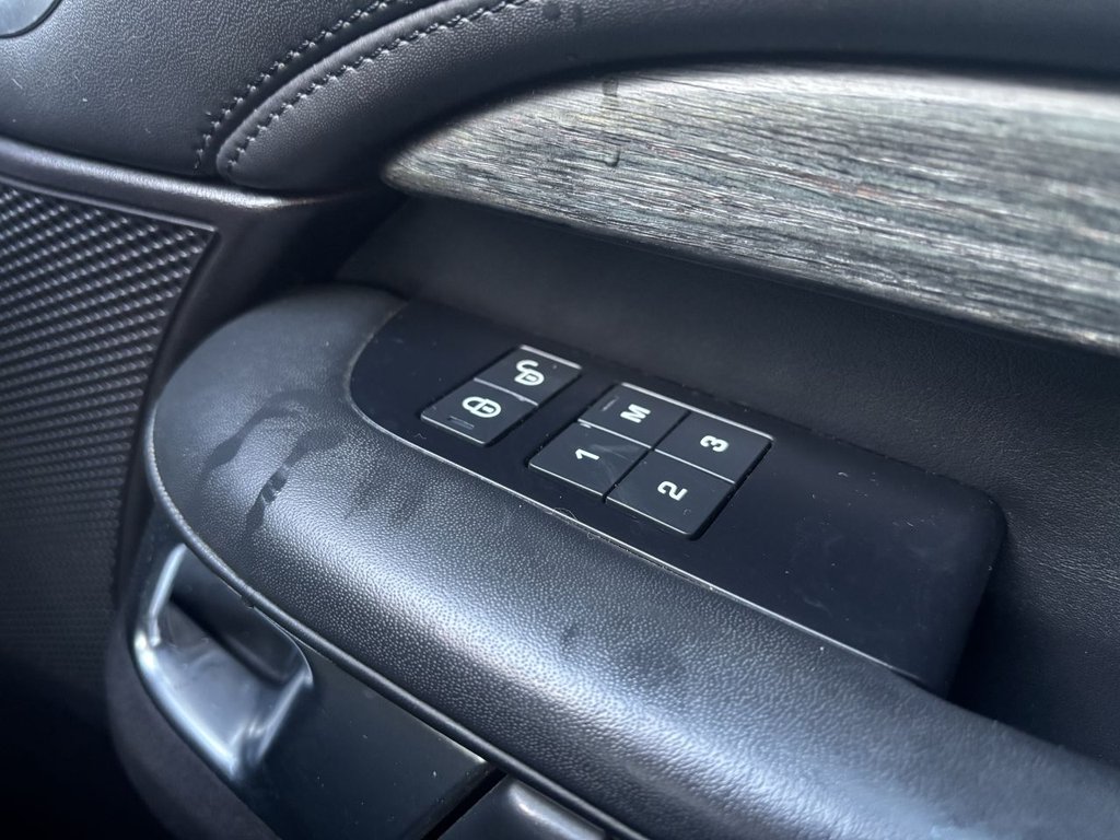 Used Land Rover Discovery 2017 for sale - 77463784: Photo 19