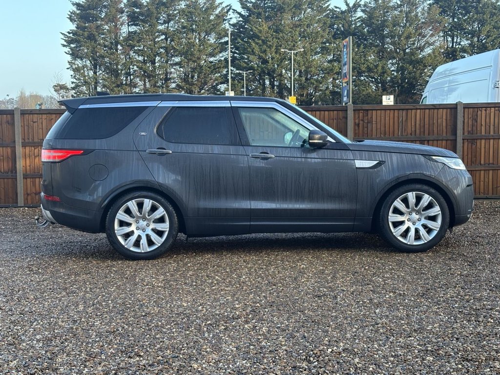 Used Land Rover Discovery 2017 for sale - 77463784: Photo 6