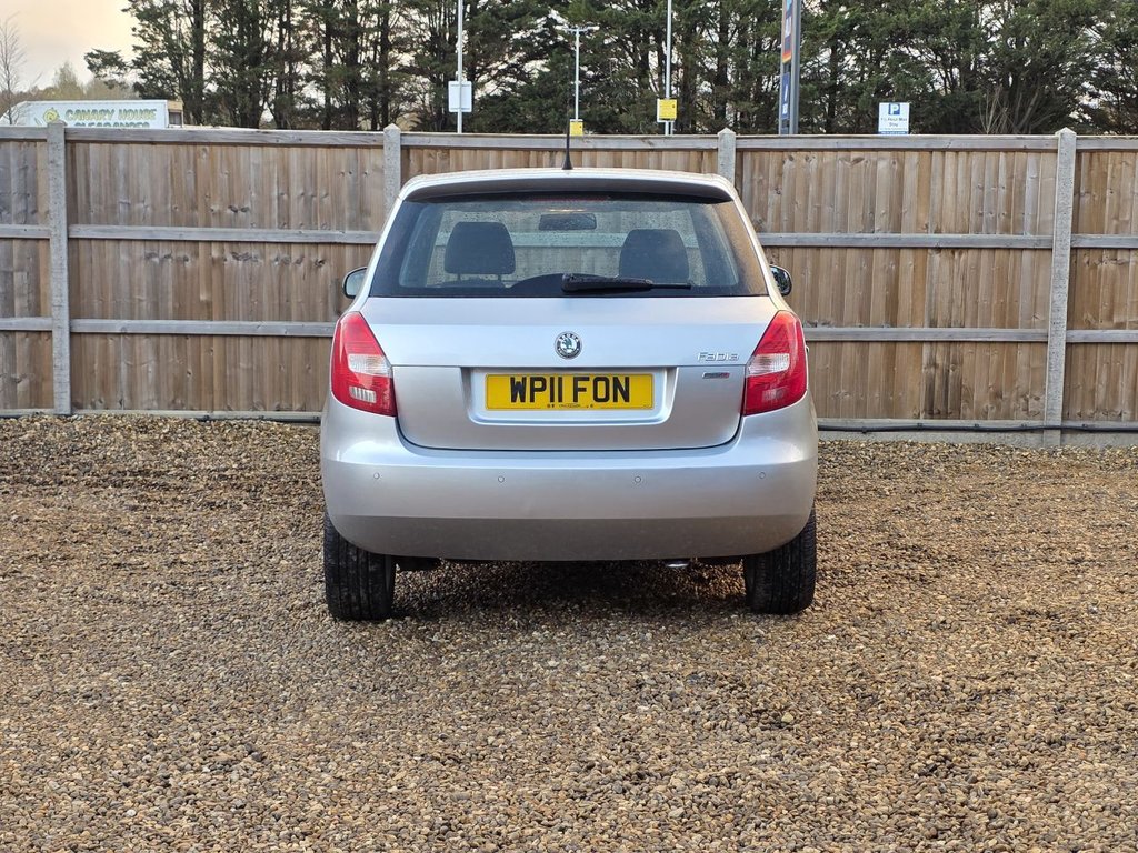 Used Skoda Fabia 2011 for sale - 76985883: Photo 4