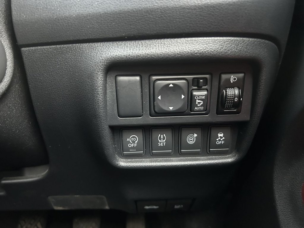 Used Nissan Juke 2017 for sale - 77133053: Photo 17