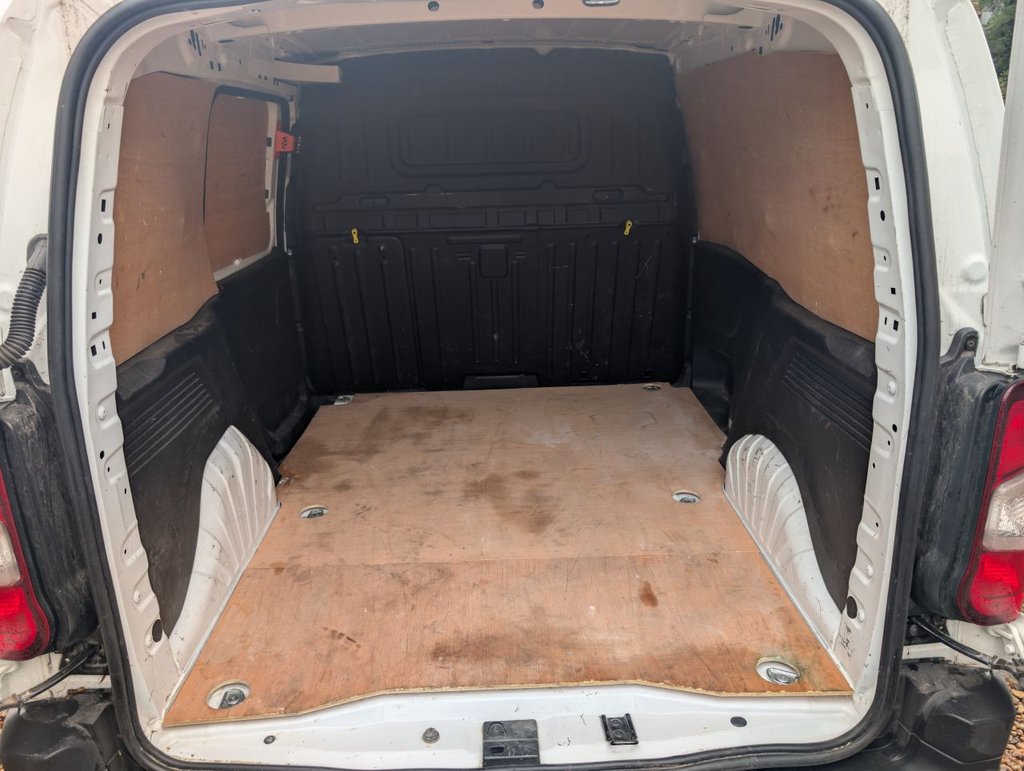 Used Peugeot Partner 2020 for sale - 76356331: Photo 9
