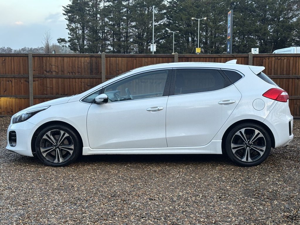 Used Kia Ceed 2017 for sale - 77161559: Photo 2