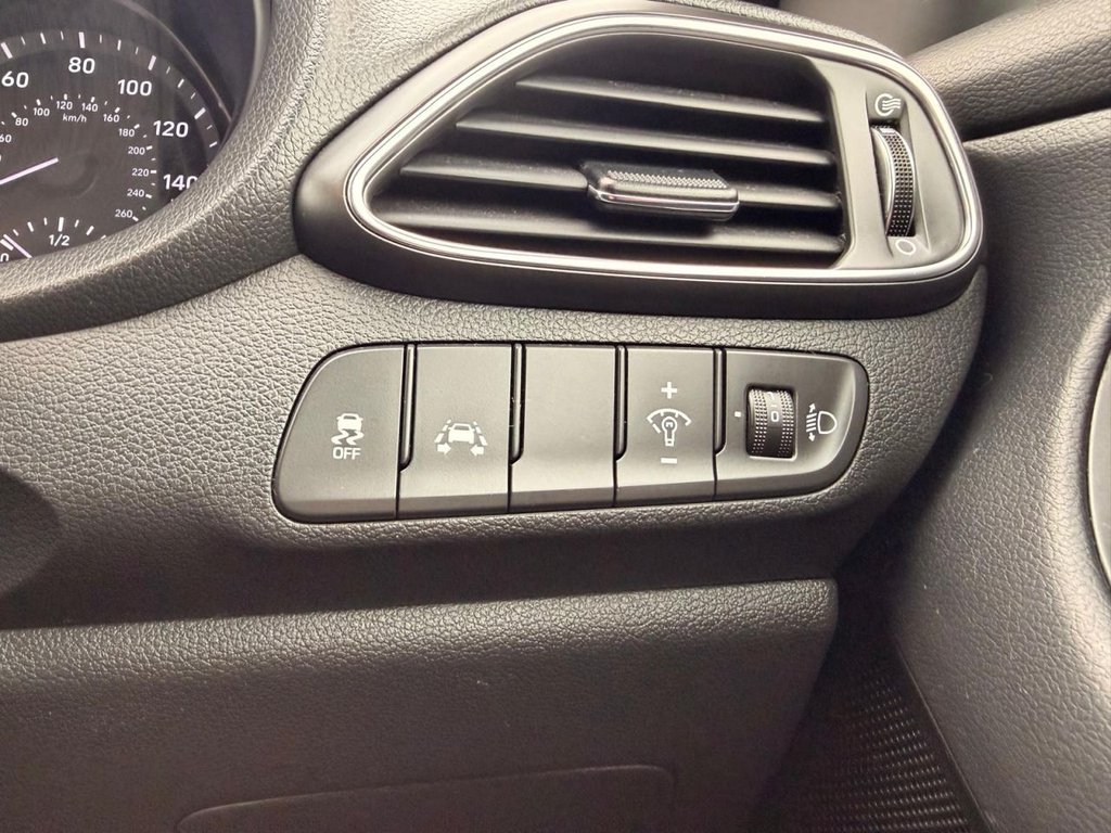 Used Hyundai i30 2017 for sale - 77165885: Photo 22