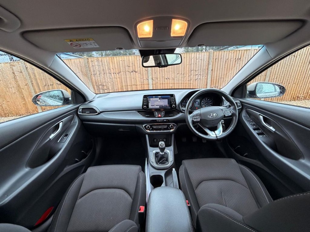 Used Hyundai i30 2017 for sale - 77165885: Photo 9