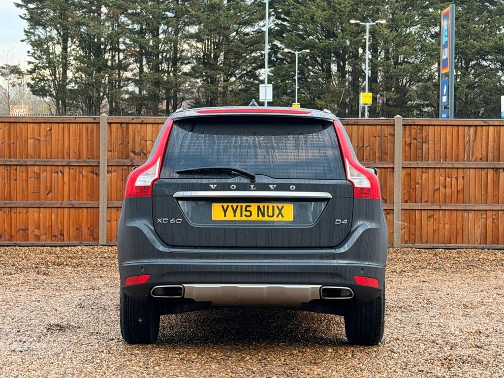 Used Volvo XC60 2015 for sale - 76792344: Photo 4