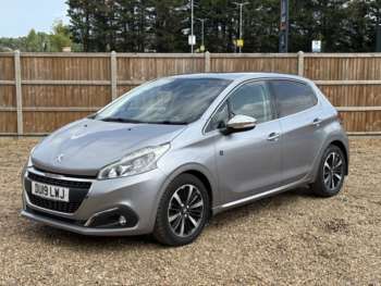 2019 (19) - 1.5 BlueHDi Tech Edition Hatchback 5dr Diesel Manual Euro 6 (s/s) (100 ps)